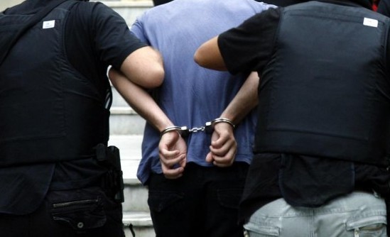 Συνελήφθησαν 6 Ρουμάνοι στη Δραπετσώνα για διακεκριμένες περιπτώσεις κλοπών - Φωτογραφία 1