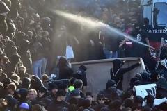 Καλώς ήλθατε στην κόλαση του Αμβούργου/του Αλέξη Ζακυνθινού
