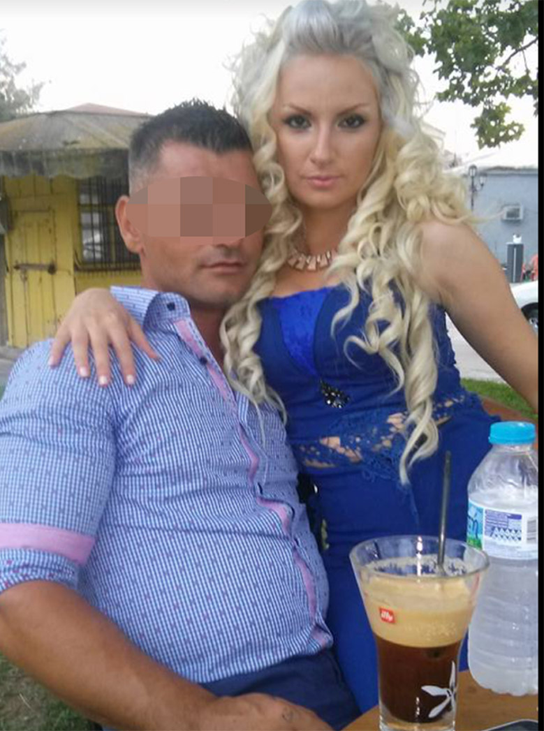 Πρέβεζα: Πέθανε η 27χρονη που είχε χτυπηθεί με σκεπάρνι από τον σύζυγό της - Φωτογραφία 2