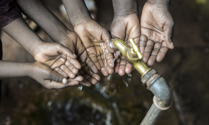 Έκθεση-ΣΟΚ του Π.Ο.Υ. για το νερό: Χωρίς «πηγή ζωής» πάνω από 2 δισ. άνθρωποι - Φωτογραφία 1