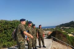 Επίσκεψη Στρατάρχη στην ΠΕ της 8ης Μ/Π ΤΑΞ και στις Διαπόντιους Νήσους (13 ΦΩΤΟ)
