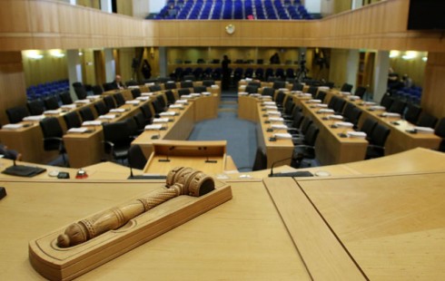 Κύπρος: Ψηφίστηκαν νομοθετήματα για το ασυμβίβαστο - Φωτογραφία 1