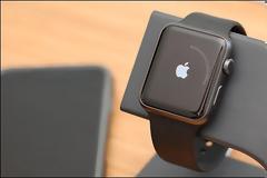 Τι κάνετε στη περίπτωση που κολλήσει το Apple Watch κατά την ενημέρωση