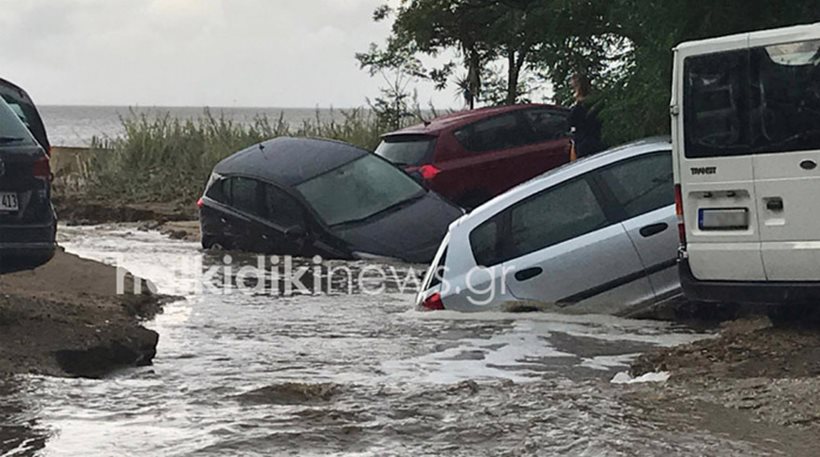 Ένα νεκρό και ένα αγνοούμενο άφησε πίσω της η Μέδουσα - Φωτογραφία 6