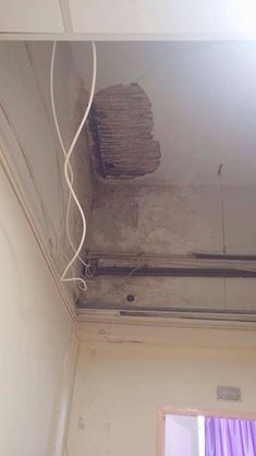 Νοσοκομείο Χίου: Κατέρρευσε μέρος της οροφής στην παθολογική - Φωτογραφία 5