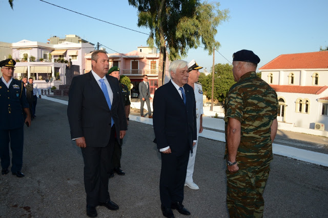 Φωτογραφίες από την επίσκεψη της ΑΕ Προέδρου της Δημοκρατίας, του ΥΕΘΑ και του Αρχηγού ΓΕΕΘΑ στη Χίο, το φυλάκιο της Παναγιάς και τη Λήμνο - Φωτογραφία 2