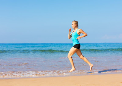 Τα οφέλη της άθλησης στην παραλία. Τι πρέπει να προσέξετε όταν γυμνάζεστε τρέχοντας στην άμμο - Φωτογραφία 3