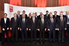 Ο Δραγασάκης, ο Ράϊχενμπαχ, ο Τσίπρας, η Σοσιαλιστική Ευρωομάδα και οι σκοτεινές σχέσεις της αποικιακής κυβέρνησης με τον διεθνή παράγοντα