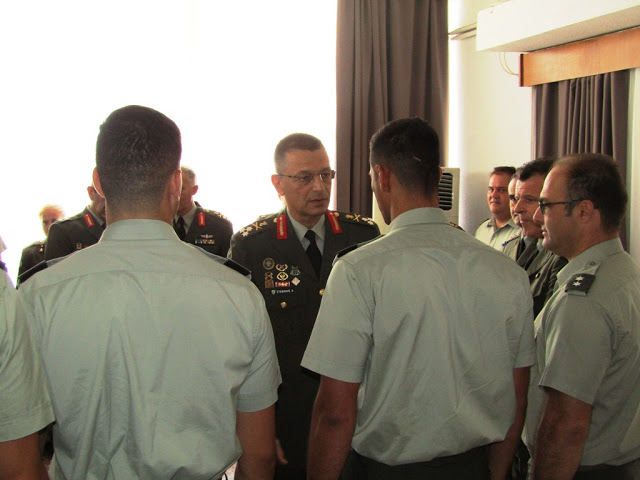 Επισκέψεις Αρχηγού ΓΕΣ σε Σχηματισμούς, Σχολές και Υπηρεσίες του Στρατού Ξηράς - Φωτογραφία 13
