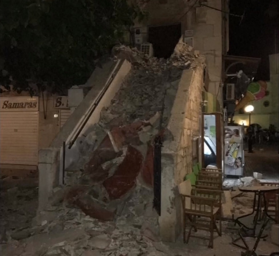 Δύο νεκροί στην Κω από σεισμό 6 Ρίχτερ σε Δωδεκάνησα και Τουρκία - Φωτογραφία 9