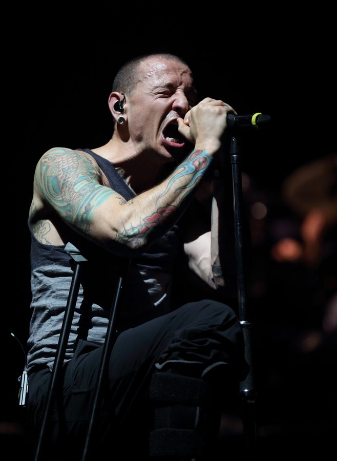 Chester Bennington: Η φωνή που έφτασε στην κορυφή τους Linkin Park - Μια ζωή φτιαγμένη από αγκάθια - Φωτογραφία 9