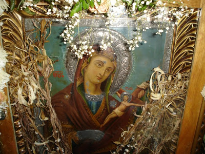 Η μοναδική εικόνα της «Παναγίας του Χάρου» και το θαύμα που επαναλαμβάνεται - Φωτογραφία 1