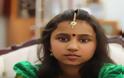 Το κορίτσι με «υπερδυνάμεις» από την Ινδία που διαβάζει με κλειστά τα μάτια! (video)