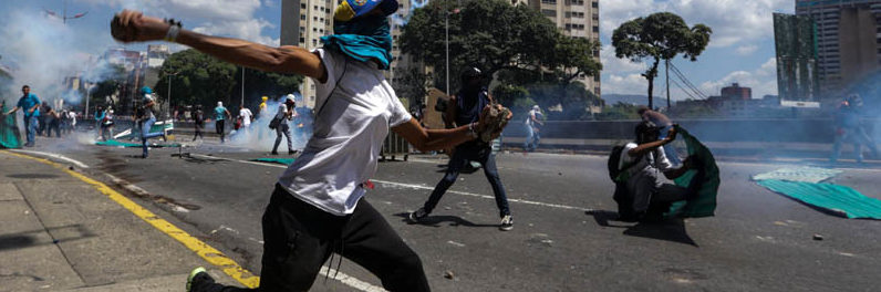 Χάος στη Βενεζουέλα – Πέντε διαδηλωτές νεκροί σε δυο ημέρες - Φωτογραφία 1