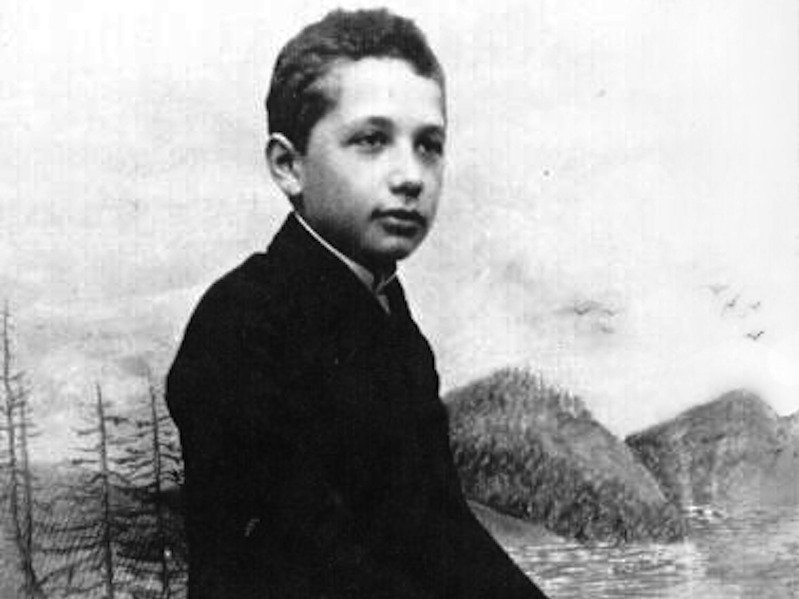 Αλμπερτ Αϊνστάιν: Η απίστευτη ζωή του επιστήμονα που άλλαξε τον κόσμο για πάντα - Φωτογραφία 2