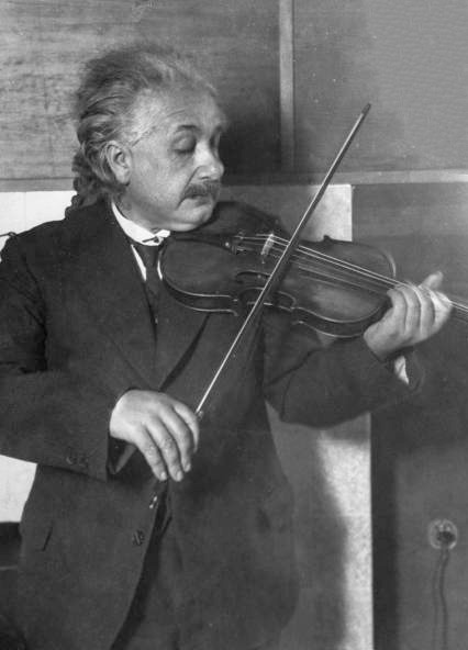 Αλμπερτ Αϊνστάιν: Η απίστευτη ζωή του επιστήμονα που άλλαξε τον κόσμο για πάντα - Φωτογραφία 4