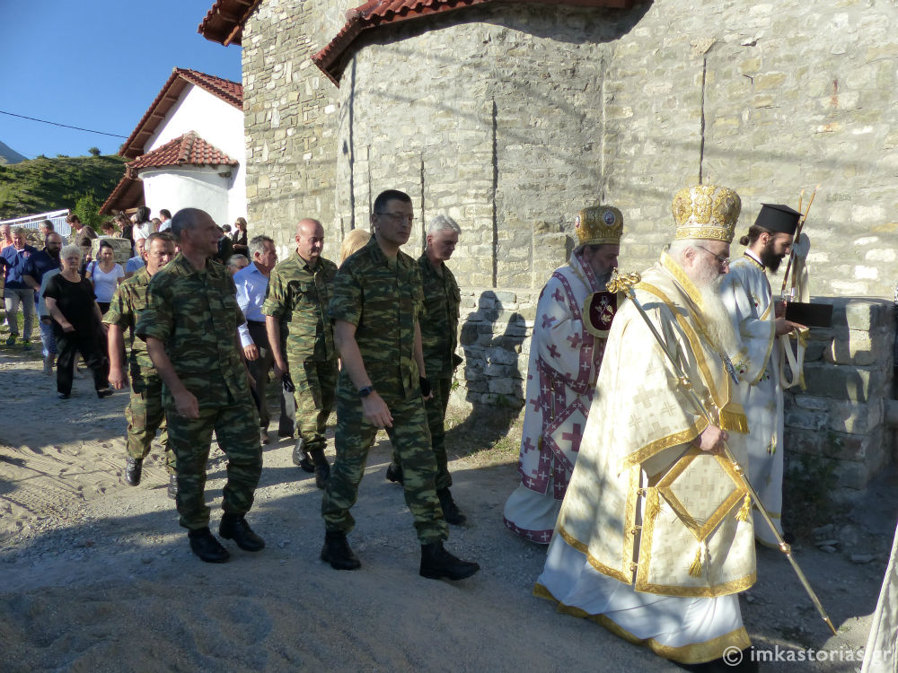 Στα  Εγκαίνια του Ι.Ν. Κοιμήσεως της Θεοτόκου ΓΡΑΜΜΟΥΣΤΑΣ ο Α/ΓΕΣ - Φωτογραφία 22