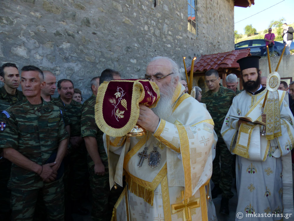 Στα  Εγκαίνια του Ι.Ν. Κοιμήσεως της Θεοτόκου ΓΡΑΜΜΟΥΣΤΑΣ ο Α/ΓΕΣ - Φωτογραφία 29