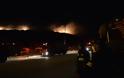 Ανεξέλεγκτη η φωτιά στα Καλύβια.Αγωνία μήπως φτάσει Σαρωνίδα - Φωτογραφία 4