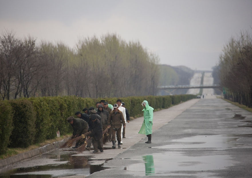 Στους άδειους δρόμους της Βόρειας Κορέας - Φωτογραφία 3