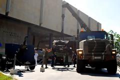 Συντήρηση των παλιών πυροβόλων στο Πολεμικό Μουσείο Αθηνών (10 ΦΩΤΟ)