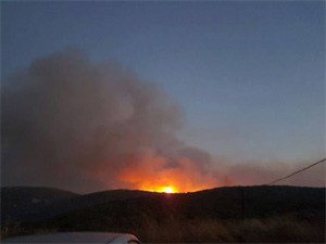 ΚΑΙΓΟΝΤΑΙ ΤΑ ΚΥΘΗΡΑ!- Αγωνιώδεις προσπάθειες απο 3 αεροσκάφη 1 ελικόπτερο και 22 οχήματα!! - Φωτογραφία 4