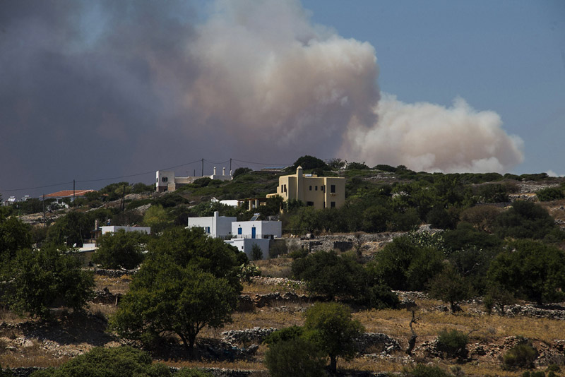 ΚΥΘΗΡΑ: Θα καούμε ζωντανοί-Εκκενώνονται χωριά (εικόνες) - Φωτογραφία 3