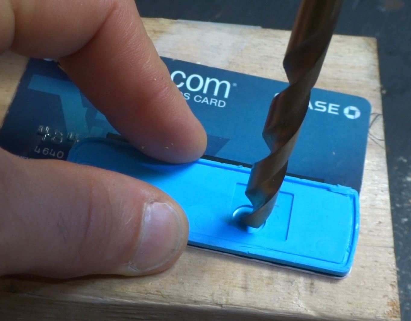 ΟΔΗΓΙΕΣ: Πως απενεργοποιείται το τσιπάκι RFID από τις τραπεζικές κάρτες. - Φωτογραφία 3