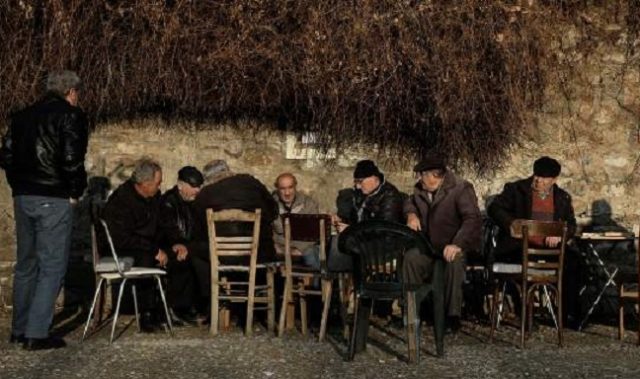 Γερνάει και συρρικνώνεται η Ελλάδα: Τι δείχνει μελέτη-σοκ - Φωτογραφία 1