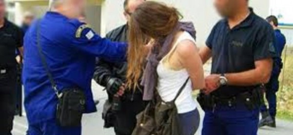Θρίλερ στην Κέρκυρα – Συνελήφθη καταζητούμενη για τρομοκρατία! - Φωτογραφία 1