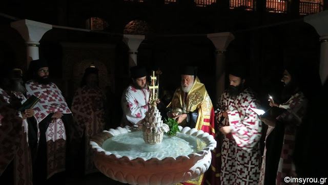 9538 - Ο λαμπρός εορτασμός της Μεταμόρφωσης του Σωτήρος στην πανηγυρίζουσα Ιερά Μονή Παντοκράτορος Αγίου Όρους (φωτογραφίες) - Φωτογραφία 21