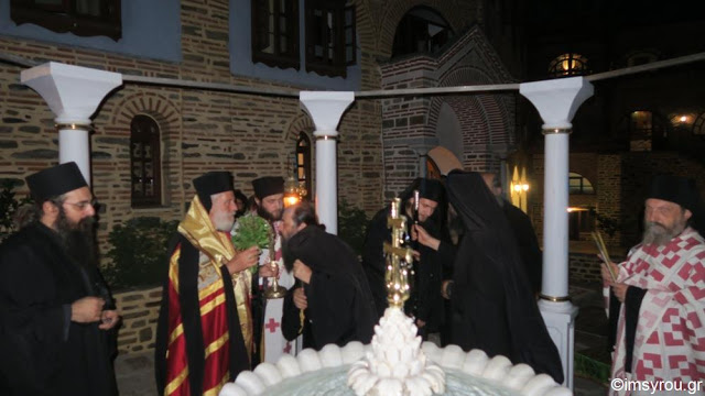 9538 - Ο λαμπρός εορτασμός της Μεταμόρφωσης του Σωτήρος στην πανηγυρίζουσα Ιερά Μονή Παντοκράτορος Αγίου Όρους (φωτογραφίες) - Φωτογραφία 23