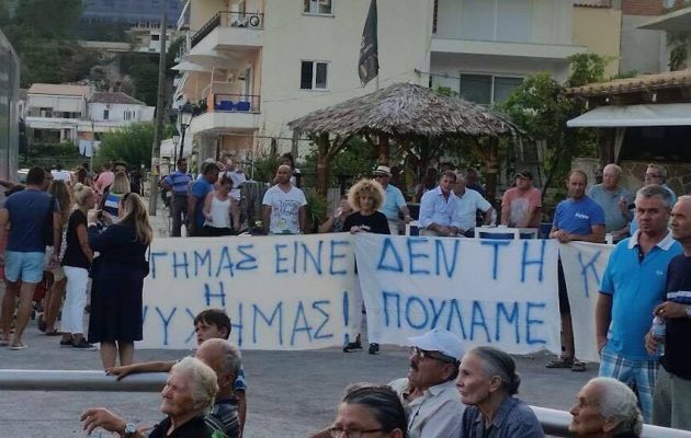 Σε ανοιχτό διωγμό των Ελλήνων της Χειμάρρας κάλεσαν οι Αλβανοτσάμηδες - Φωτογραφία 1