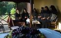 9540 - Φωτογραφίες από τη χθεσινή λαμπρή Πανήγυρη στο Χιλιανδαρινό κελλί Πατερίτσα που τιμάται στη Μεταμόρφωση του Σωτήρος - Φωτογραφία 25
