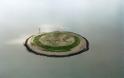Ένα νησί που κατασκευάστηκε ως μέρος μιας δαπανηρής μηχανικής προσπάθειας