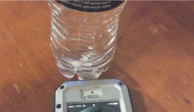 Ενισχύοντας το 3G σήμα με ένα μπουκάλι νερό - Φωτογραφία 1