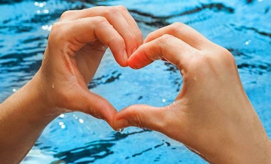 Κολύμπι: Γιατί είναι καλό για την υγεία της καρδιάς - Φωτογραφία 1
