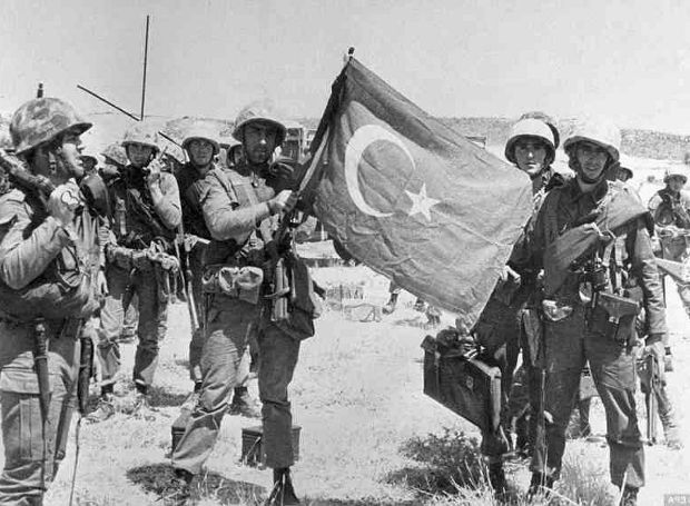 Οι Τούρκοι έκαναν κόμικ την ιστορία της εισβολής της Κύπρου το 1974... οι προδότες εδώ σβήνουν κομμάτια ελληνικής ιστορίας... - Φωτογραφία 4