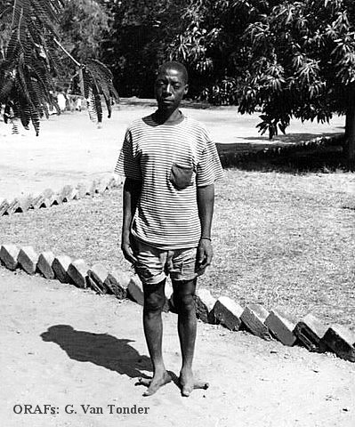 Φυλή Vadoma: Οι άνθρωποι με τα πόδια που θυμίζουν στρουθοκάμηλο (φωτό, βίντεο) - Φωτογραφία 5