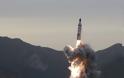Νέα εκτόξευση πυραύλου από τη Βόρεια Κορέα - Πέρασε πάνω από την Ιαπωνία - ΦΩΤΟ - Φωτογραφία 2