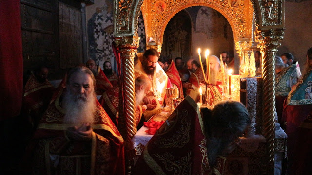 9556 - Η Κοίμηση της Θεοτόκου στον πανηγυρίζοντα Ιερό Ναό του Πρωτάτου, στην πρωτεύουσα του Αγίου Όρους (φωτογραφίες) - Φωτογραφία 60