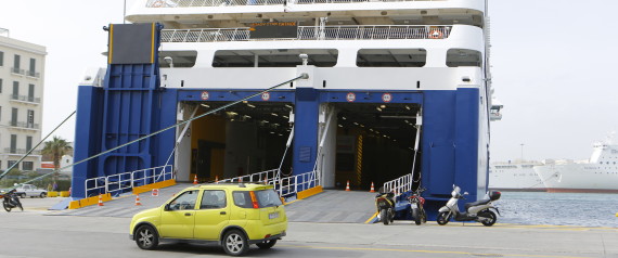 Η πρόσκρουση του Blue Star «Patmos» λίγο πριν το λιμάνι της Ίου - Φωτογραφία 2