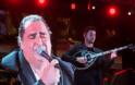 Ο Βασίλης Καρράς γιόρτασε και στην Αθήνα τα 40 χρόνια παρουσίας του στο τραγούδι - Φωτογραφία 11
