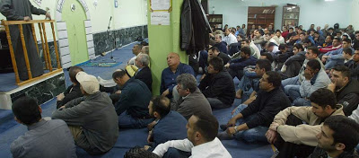 Η απόρρητη έκθεση της ΕΛ. ΑΣ. για τους ιμάμηδες της Αθήνας - Ιεροκήρυκες καλούν σε πόλεμο κατά των «αποστατών του Ισλάμ» - Φωτογραφία 1