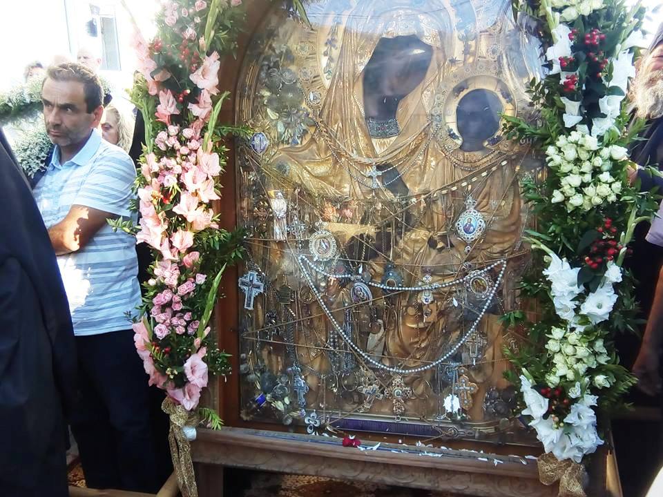 9594 - Πλήθος προσκυνητών στην υποδοχή της ιερής εικόνας Παναγίας Γοργοϋπηκόου στο Σοχό - Φωτογραφία 1