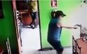 Βίντεο σοκ: Δείτε την εν ψυχρώ εκτέλεση μέσα σε καφετέρια από πληρωμένο δολοφόνο