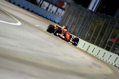 GP Σιγκαπούρης: Στην pole o Vettel