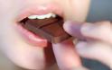 Τελικά η σοκολάτα προκαλεί σπυράκια;
