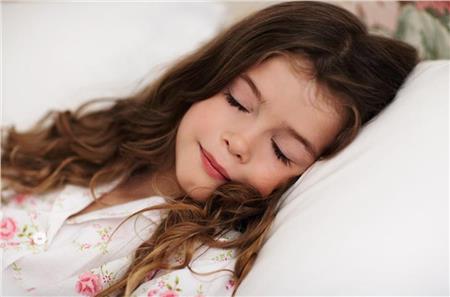 Γιατί πρέπει τα παιδιά να κοιμούνται νωρίς; - Φωτογραφία 1
