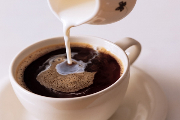 Τρεις λόγοι για να μην πίνετε καφέ με γάλα - Φωτογραφία 1